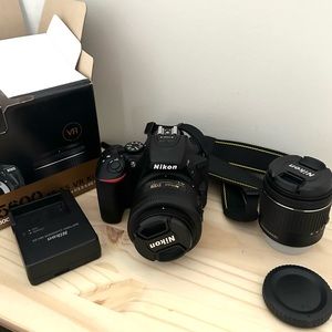 NIKON D5600 DSLR Camera 18-55mm and 35mm Lens -New Condition